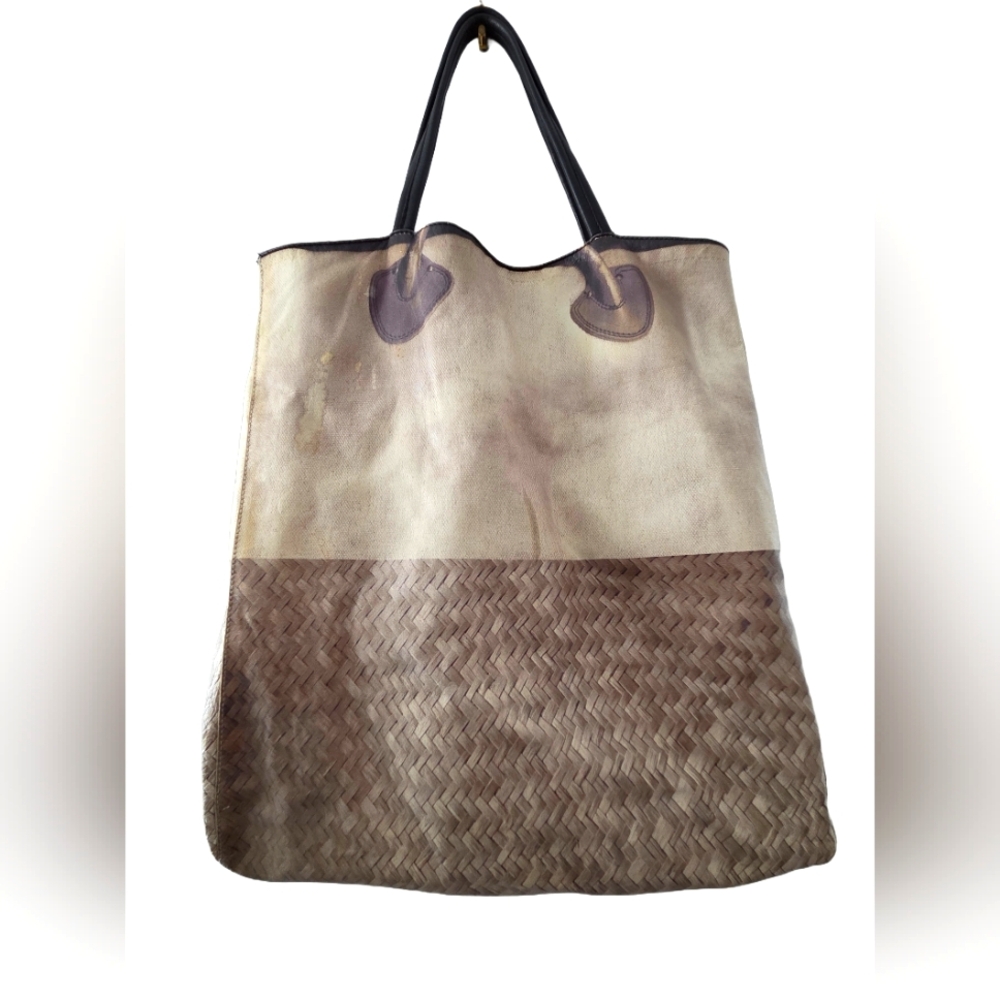Isaac Mizrahi- Two-Tone Tan and Cream Tote Bag
